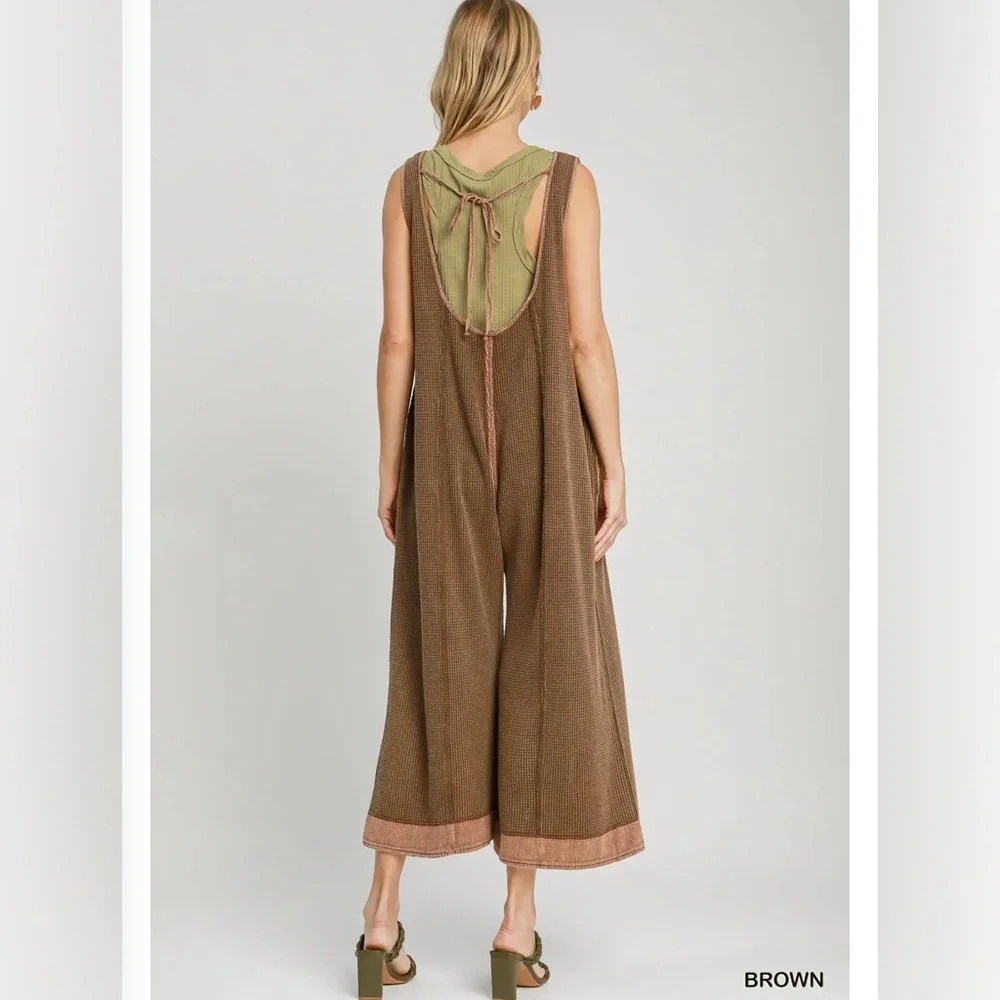 Umgee NWT SMALL Waffle knit Brown Sleeveless Jumpsuit - Picture 5 of 6